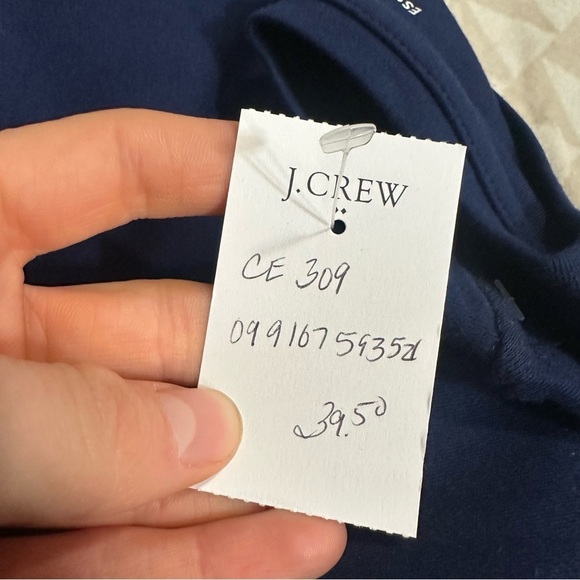 NWOT j crew Essential short-sleeve crewneck tee navy blue - Picture 4 of 4